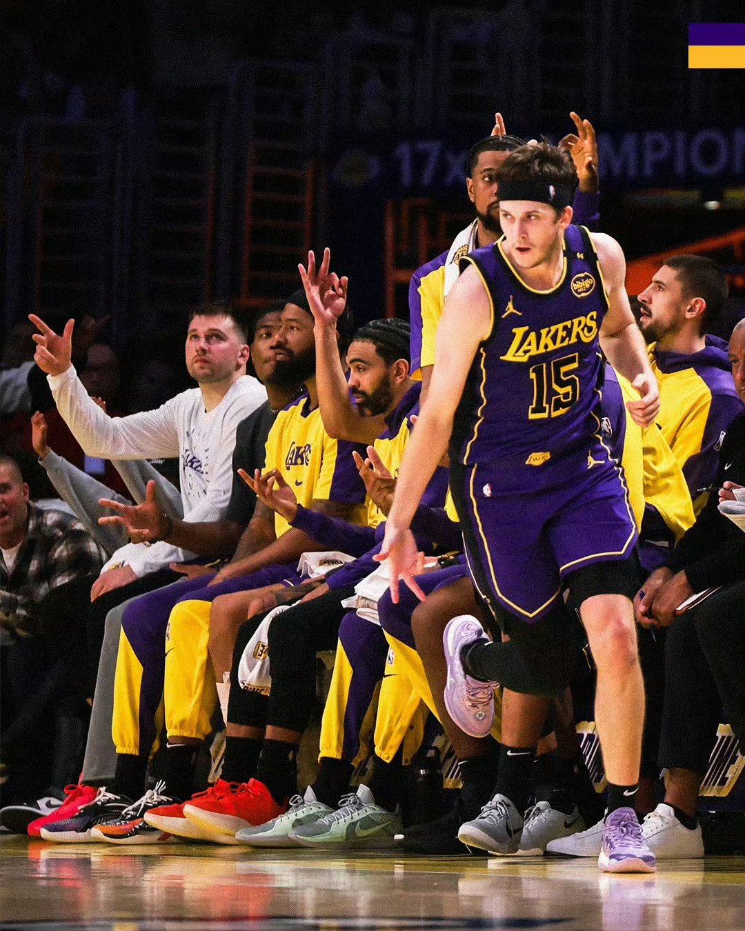 今夜NBA常规赛传出新动向，菲尼克斯太阳绝杀压哨，管理层表态——悬念犹存，数据趋势出现新变化的简单介绍