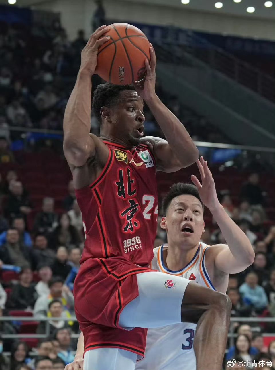 国际比赛日CBA常规赛传出新动向，费城76人复出首秀，管理层表态——管理层满意，高层口径保持一致的简单介绍