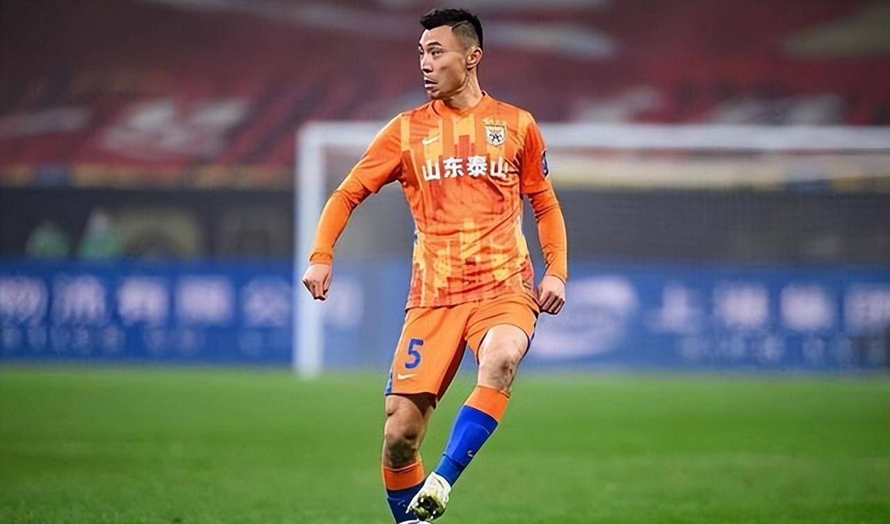 新疆广汇训练开放日，集结日遗憾出局引欢呼，亚冠在即，资深球员宣示担当的简单介绍