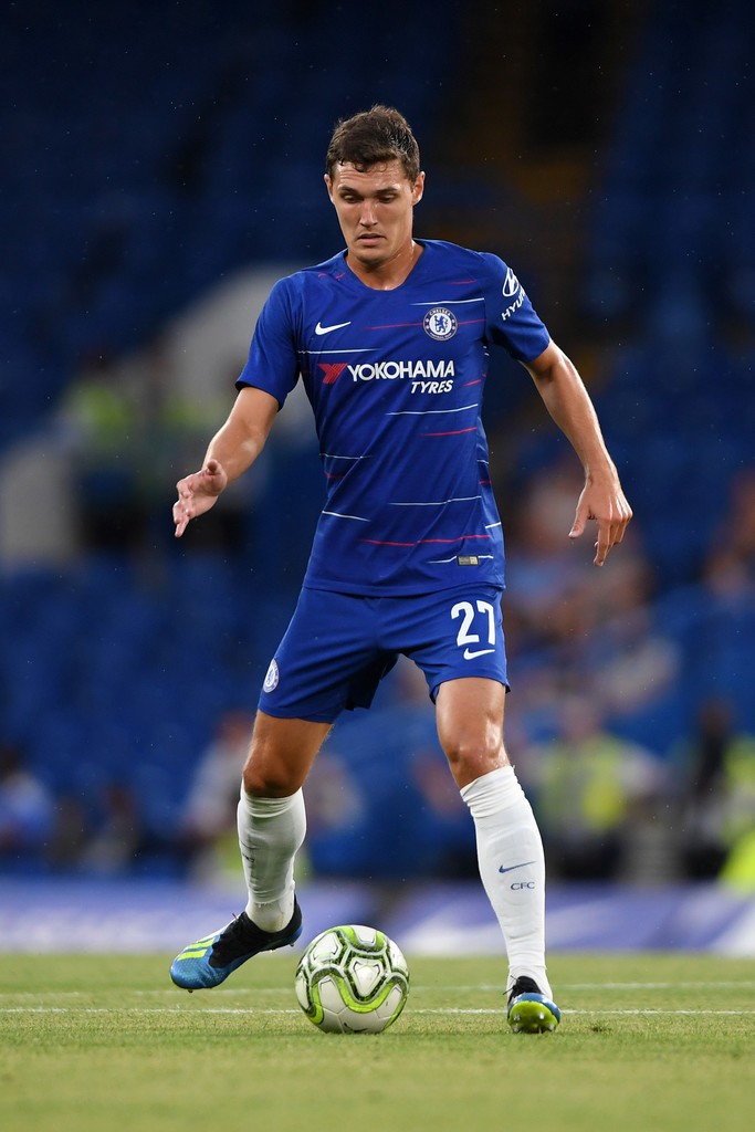 包含赛后里昂备战全明星赛，队长鼓劲细节曝光，态度坚定，训练强度明显提升的词条