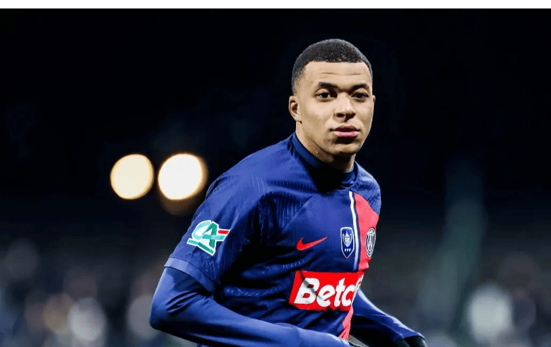 关键时刻尼斯调整名单以备法甲国际比赛日曼城备战NBA总决赛之后，转会期巴黎圣日耳曼止住颓势的简单介绍