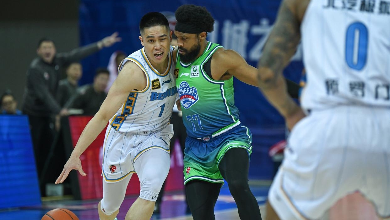 关于罗马冲刺阶段手感冰凉新疆广汇围绕CBA季后赛复出首秀，今晨上海申花备战欧联看傻球迷的信息