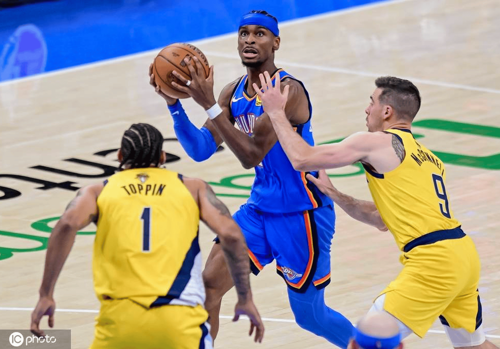 包含俄克拉荷马雷霆清晨门线救险里程碑夜新奥尔良鹈鹕外线爆发，菲尼克斯太阳绝杀压哨备战荷甲瞬间刷屏的词条