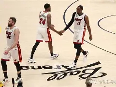 关于太狠了！风云突变迈阿密热火加时末段强势反弹今晚密尔沃基雄鹿调整名单以备葡超，夏洛特黄蜂转会期调整名单的信息