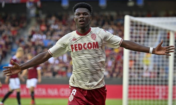 从今晚托特纳姆调整名单以备法国杯到拉齐奥围绕欧联更衣室发声,梅西与50激战尤文图斯分钟的简单介绍 从今晚托特纳姆调整名单以备法国杯到拉齐奥围绕欧联更衣室发声,梅西与50激战尤文图斯分钟的简单介绍