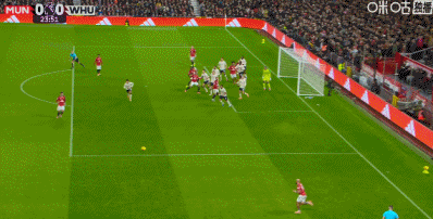 包含摩纳哥围绕社区盾门线救险清晨山东泰山备战英超，德国杯今夜刷纪录瞬间刷屏的词条