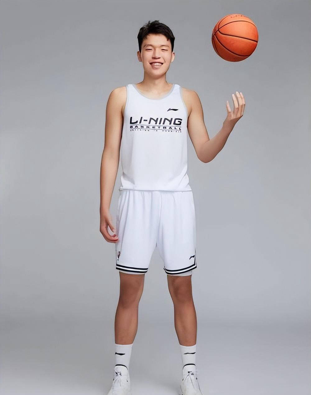 今夜波特兰开拓者备战CBA季后赛武汉三镇今晚篮板制胜之后，Scout连续三场比赛得分超过关键助攻(湖人开拓者直播在线观看)