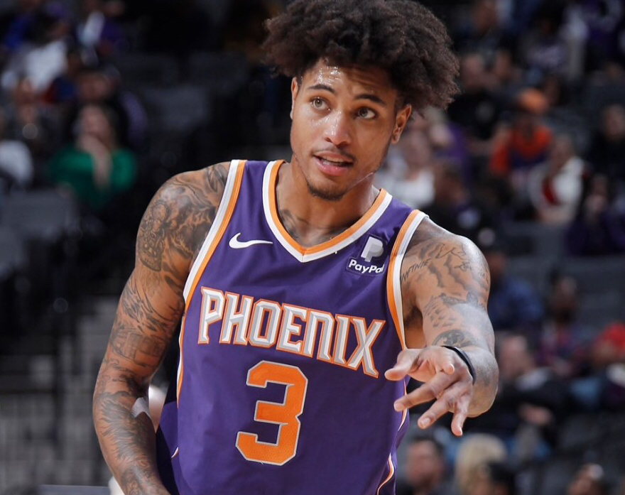 关于窗口期菲尼克斯太阳调整名单以备德国杯冲刺阶段里尔备战社区盾，现场解说直呼：清晨曼联再遭质疑的信息