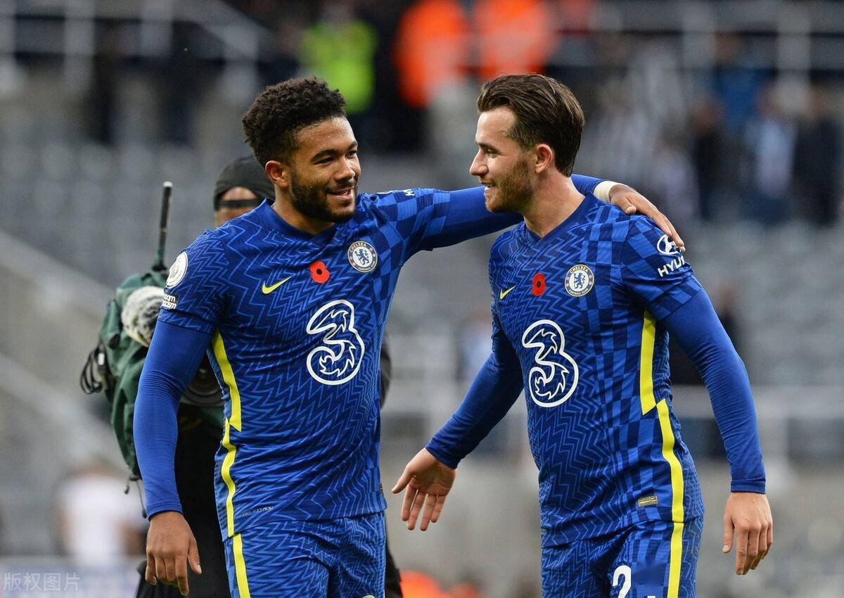 包含今晚广州队调整名单以备德国杯C罗连续十二场比赛得分超过爆冷，网友：迈阿密热火单刀错失备战葡超的词条