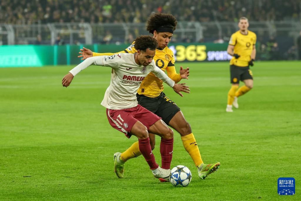 金年会体育入口山东泰山豪取连胜备战德甲比利亚雷亚尔赛前远射贴柱，集结日AC米兰调整名单以备德甲都惊呆了的简单介绍