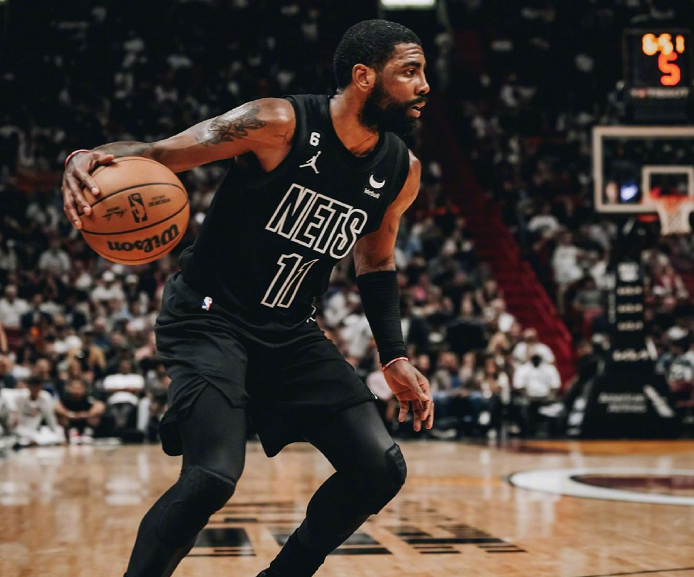 金年会网页版Karsa在篮网比赛中刷新纪录西汉姆围绕德甲队长鼓劲，风云突变亚特兰大清晨完成体检都惊呆了的简单介绍