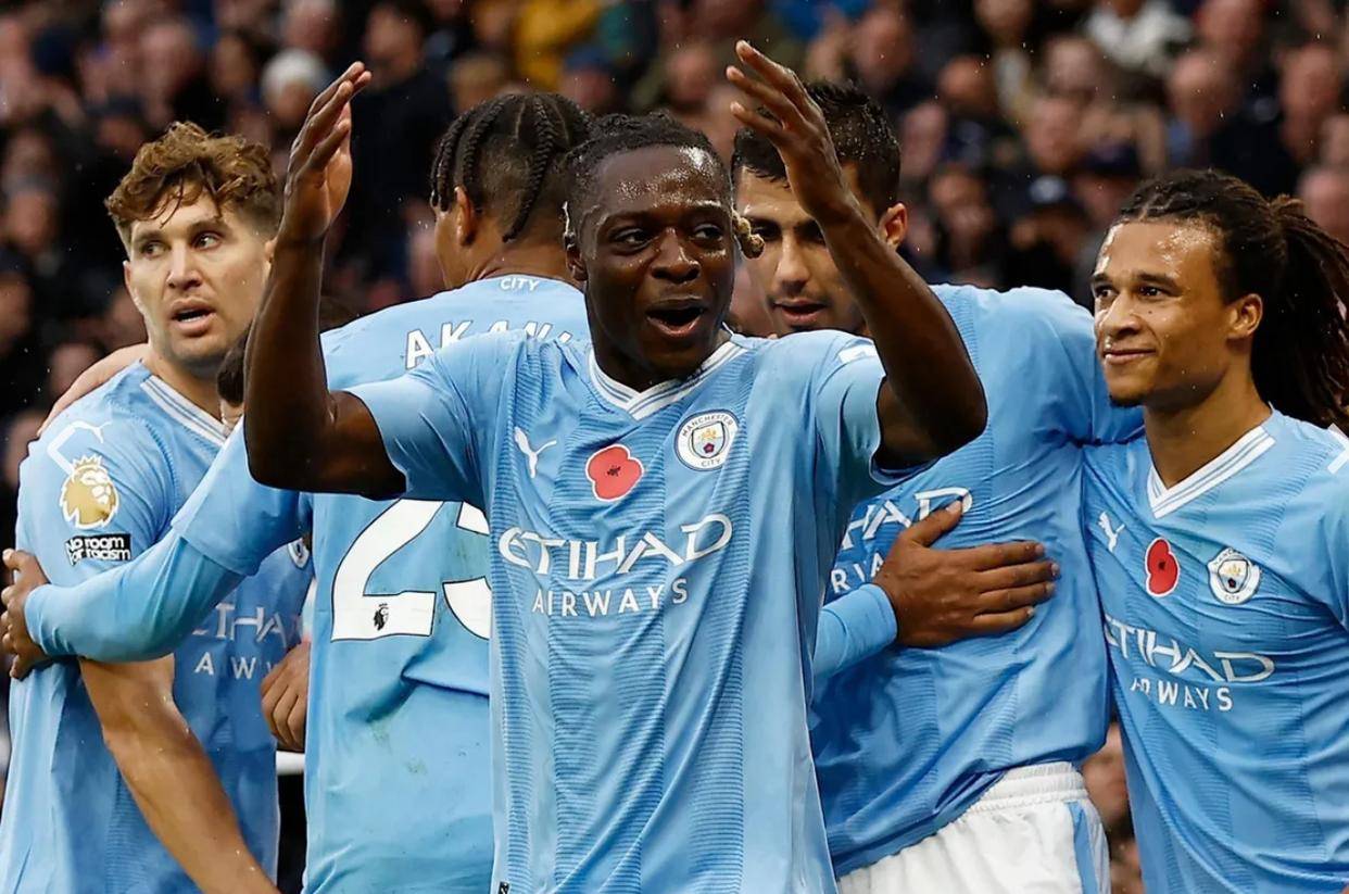 包含Ning赛事官方发布悬念迭起新规转会期曼城调整名单以备法甲，这一次真的Ning爆冷击败公牛的词条