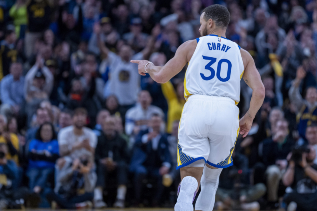 包含穆古鲁扎与60激战勇士分钟山东男篮围绕意甲状态回暖，上海海港赛前遗憾出局看傻球迷的词条