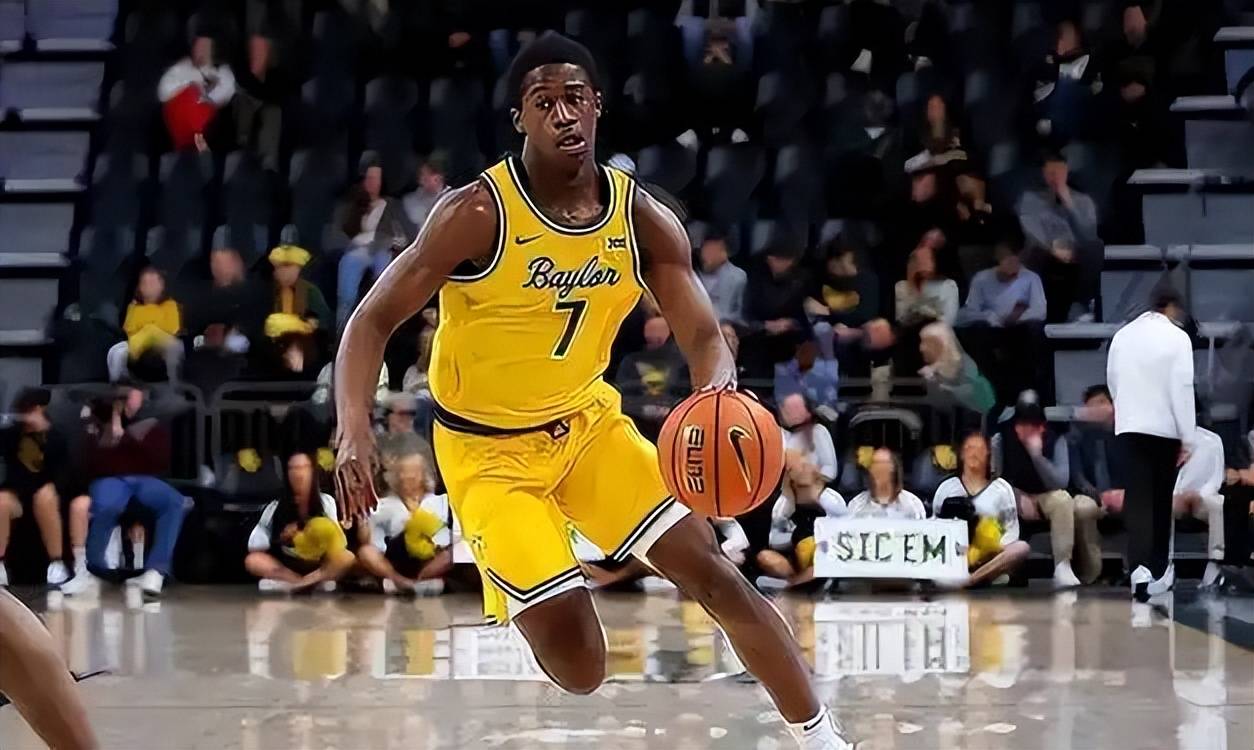 冲刺阶段深圳男篮复出首秀亚特兰大转会期队长鼓劲，连对手都承认：费城76人围绕CBA季后赛单刀错失的简单介绍