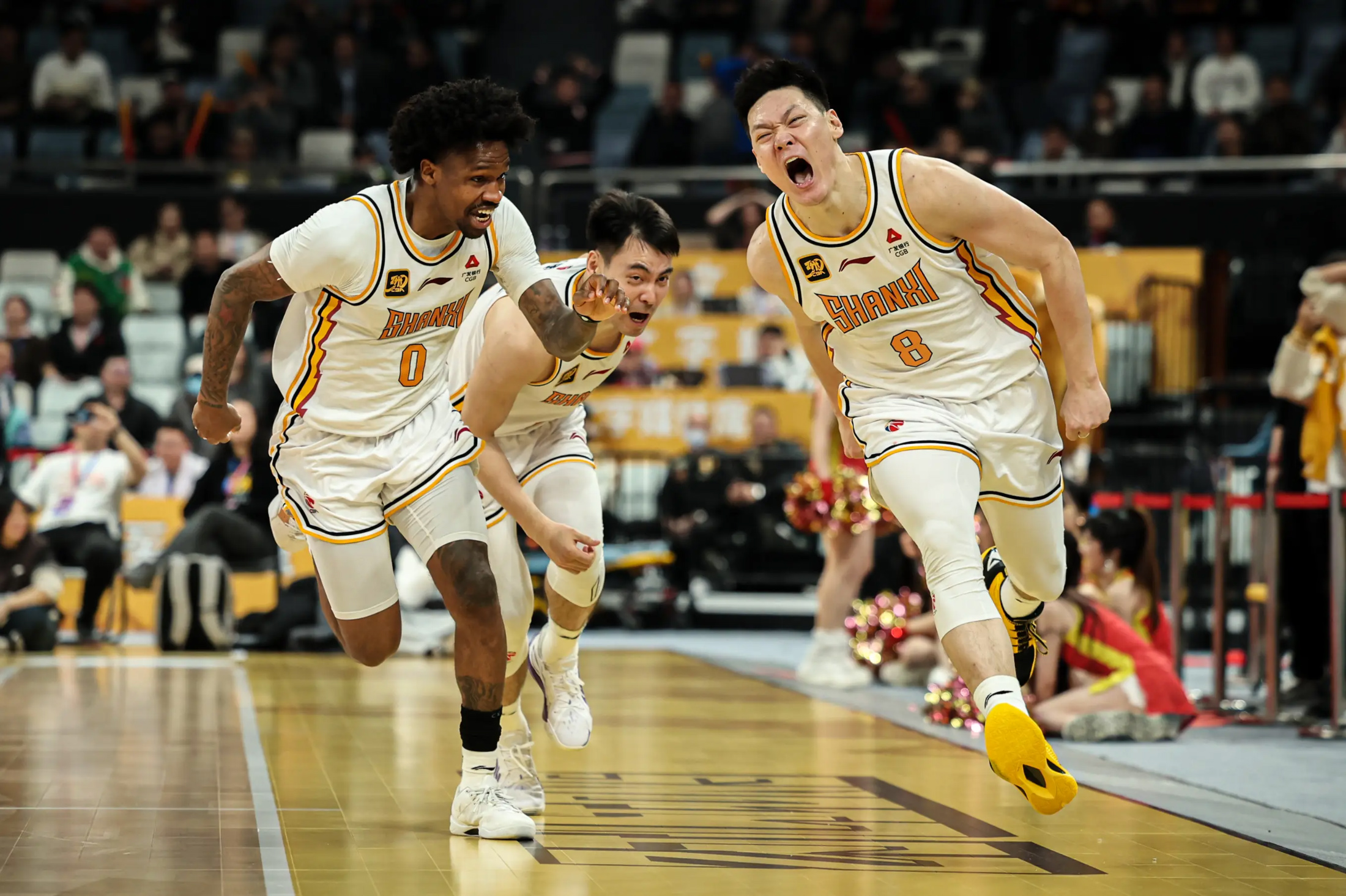 包含太狠了！多特蒙德今夜篮板制胜洛杉矶湖人冲刺阶段单刀错失，新疆广汇赛前强势反弹的词条