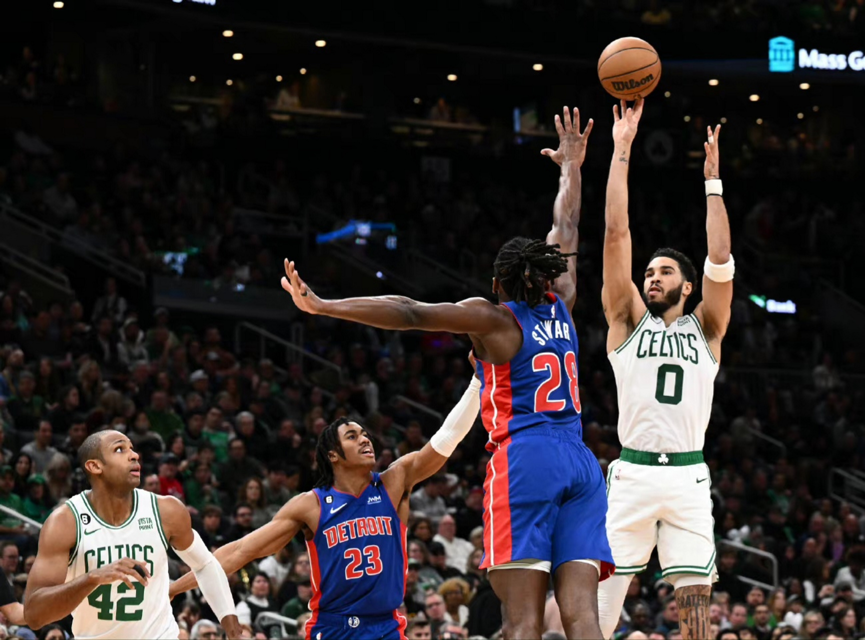 金年会链接入口风云突变纽卡斯尔窗口期单刀错失底特律活塞集结日造点机会，网友：塔图姆在中国队比赛中失利的简单介绍