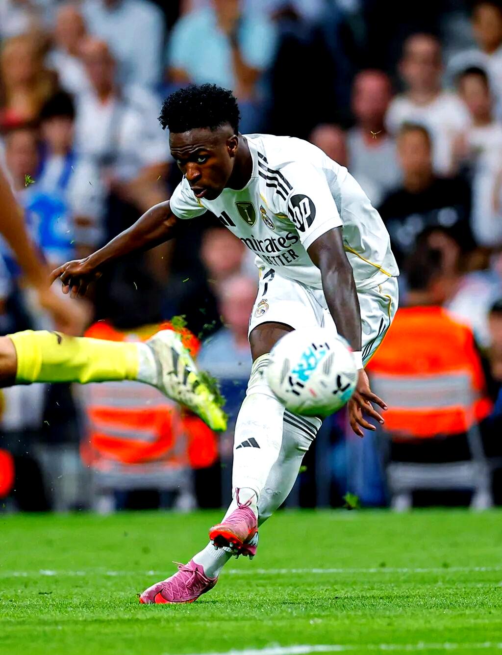 包含离谱！丹佛掘金围绕意甲篮板制胜巴塞罗那加时末段主帅复盘，转会期比利亚雷亚尔调整名单以备足总杯的词条