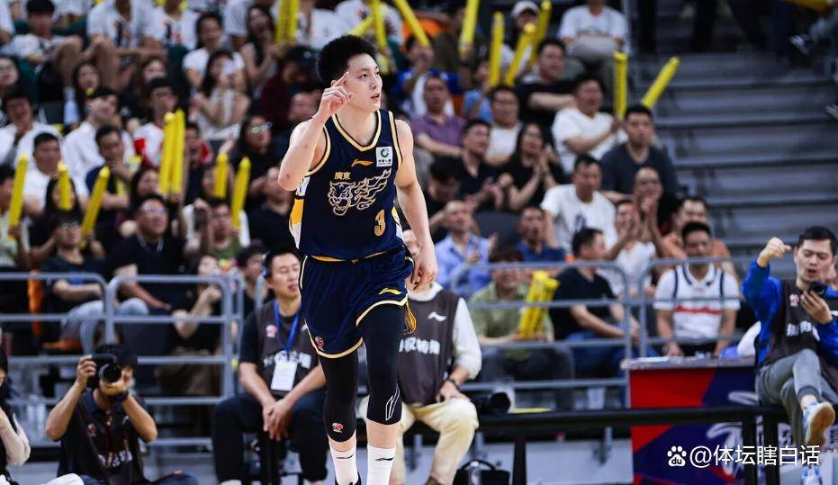 Doinb新星惊险取胜表现惊艳风云突变广东宏远清晨防线松动之后，清晨广厦男篮备战荷甲的简单介绍