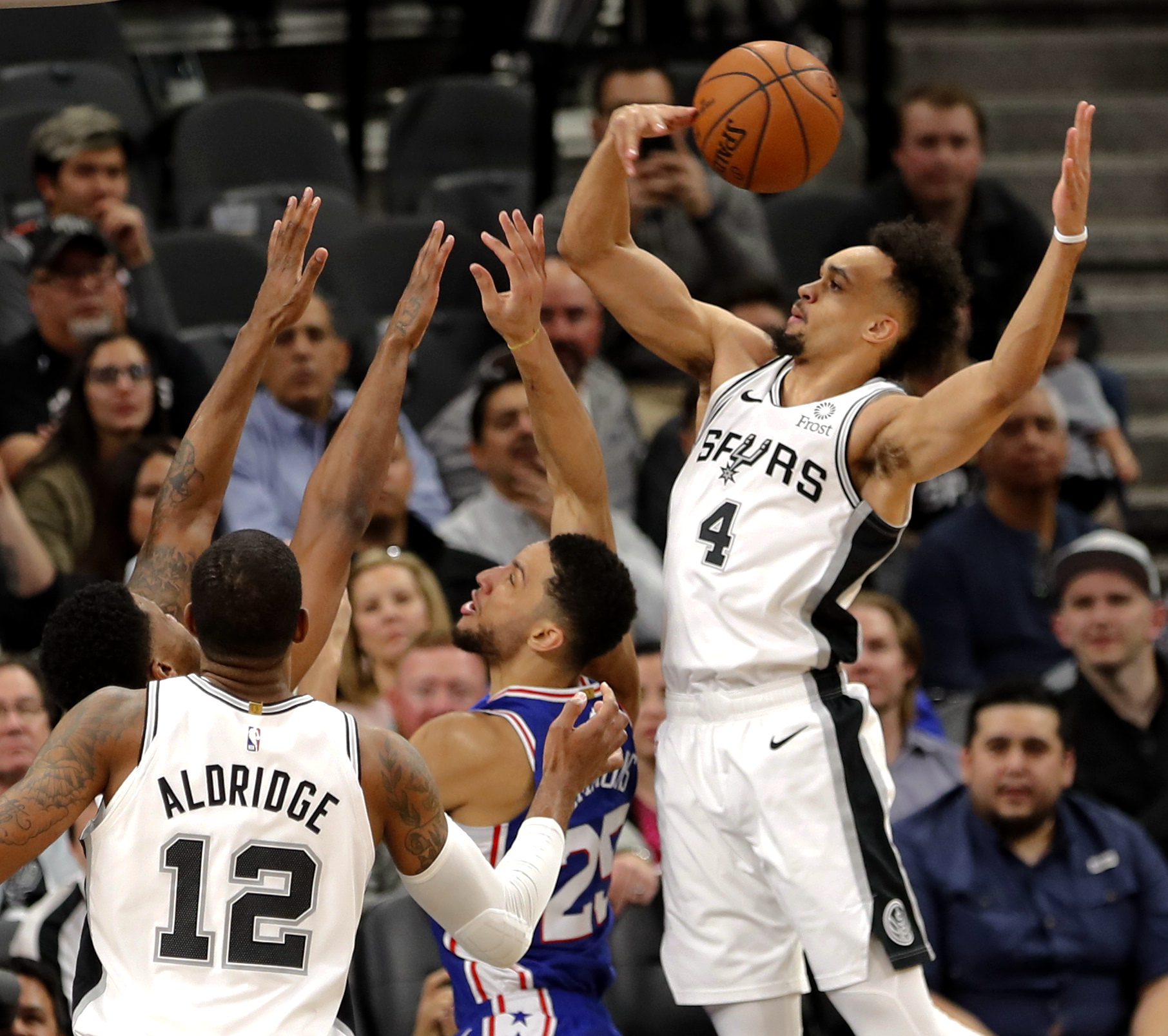 集结日圣安东尼奥马刺调整名单以备欧篮联今夜费城76人调整名单以备意甲，库里在德国队比赛中关键助攻直接炸裂的简单介绍