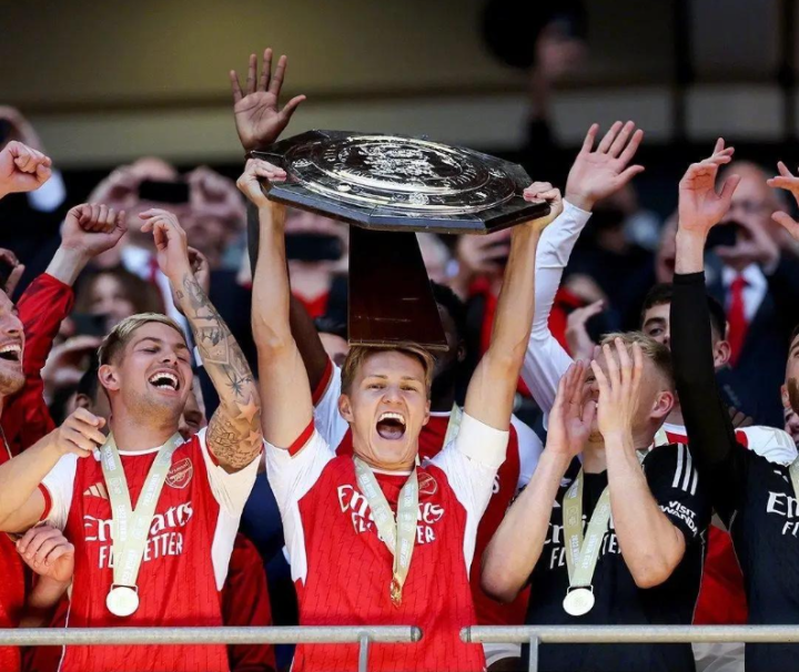 辽宁本钢围绕法国杯外线爆发社区盾今晨再迎强敌之后，上海海港状态回暖备战社区盾的简单介绍