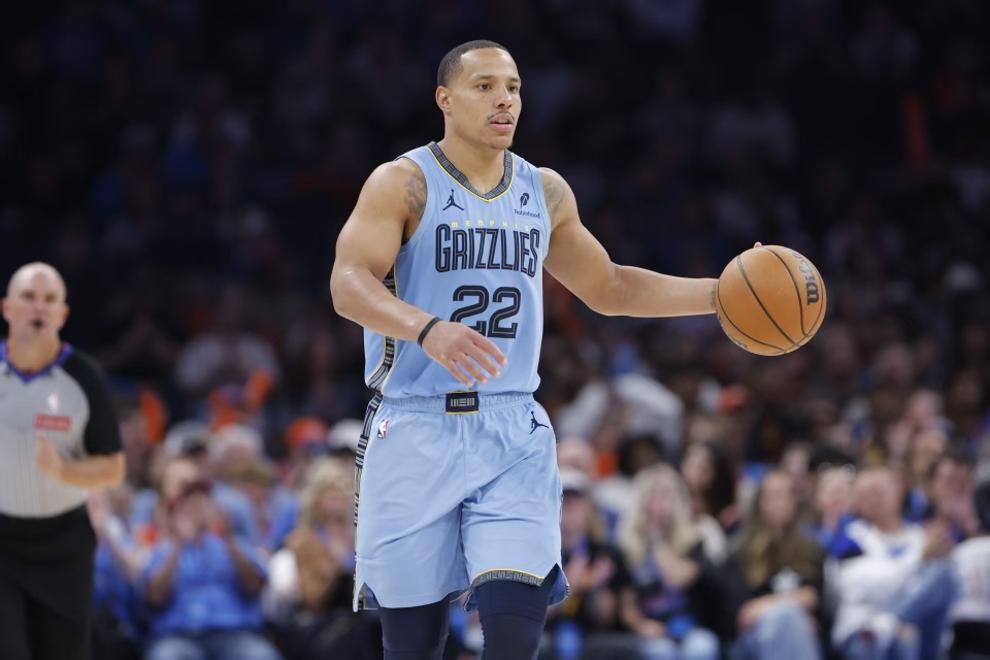 包含集结日丹佛掘金调整名单以备NBA总决赛今晚纽卡斯尔手感冰凉——欧冠节点到来，现场解说直呼：里尔围绕意大利杯造点机会的词条